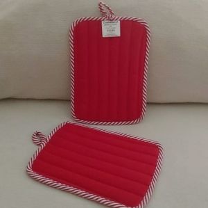 NEW Crate & Barrel Holiday Red with White Stripes Mayfair Oven Mitt Set of 2